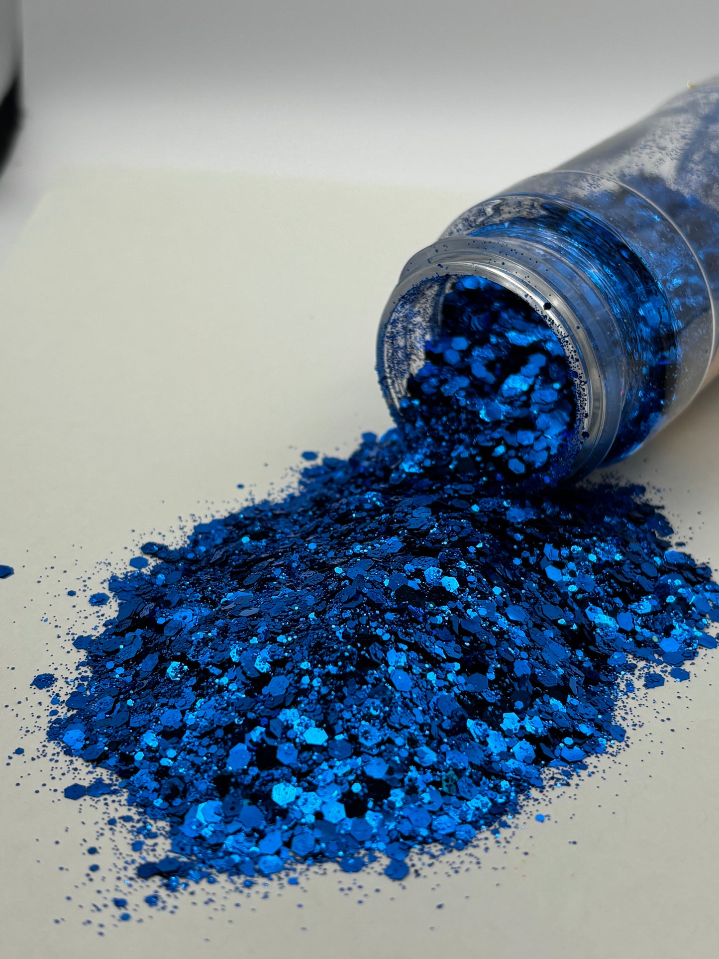 Zen Blends: Eye of the Sea (metallic) Chunky